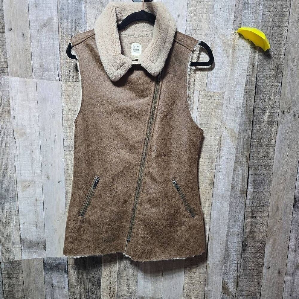 Dylan Anthropologie Faux Fur Vegan Suede Asymmetrical Zip Vest Small Outdoor